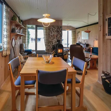 Casa vacanze Three-bedroom Holiday In Rødby